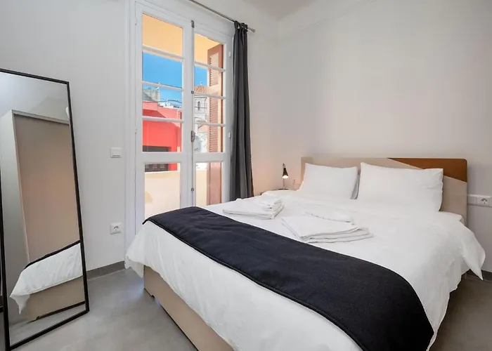Christiana\'S Lovely Apartment In Psyri, Athens