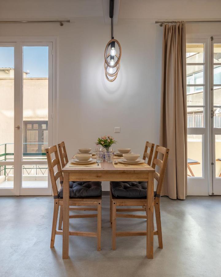 Christiana's Lovely In Psyri, Apartment Athen