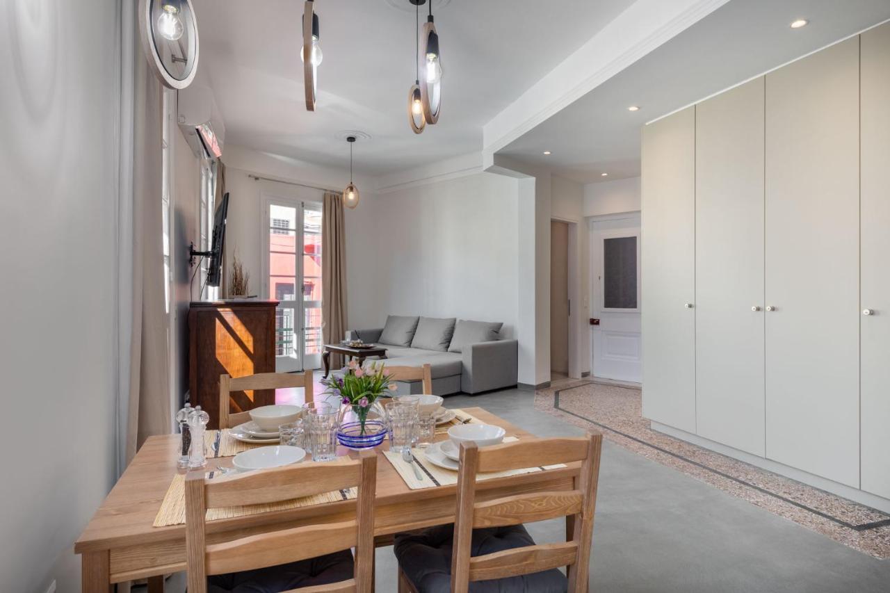 Christiana's Lovely In Psyri, Apartment *
